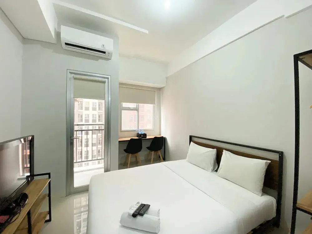 Бекаси: Chic And Cozy Studio Apartment At Transpark Juanda Bekasi
