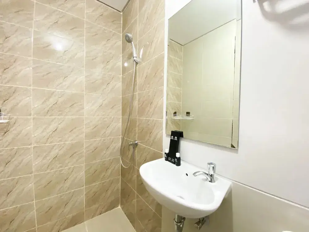 Бекаси: Chic And Cozy Studio Apartment At Transpark Juanda Bekasi