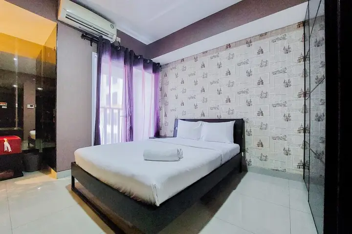 Legok: Simply Look Studio Room At 11St Floor Paramount Skyline Apartment
