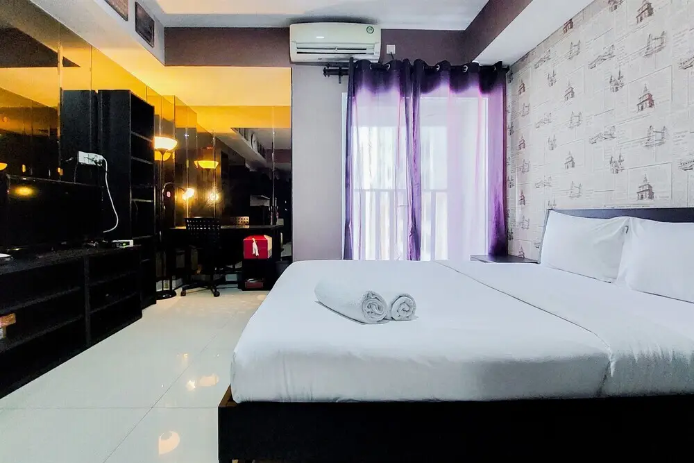 Legok: Simply Look Studio Room At 11St Floor Paramount Skyline Apartment