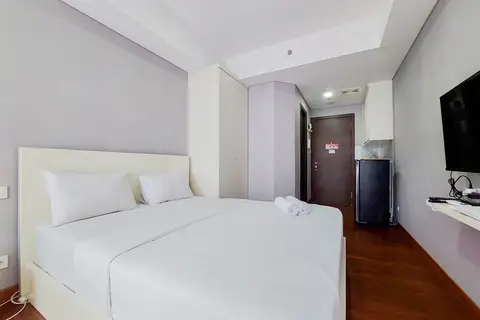 Good And Elegant Studio At Pacific Garden Apartment — фото 1
