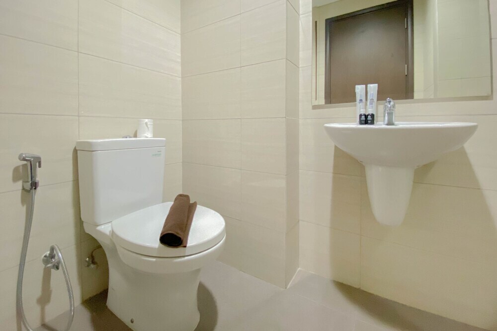 Джакарта: Nice And Elegant Studio At 9Th Floor Ciputra International Apartment