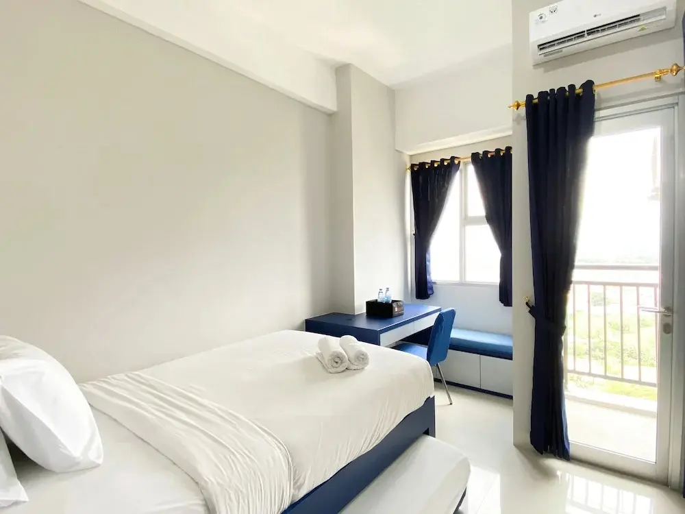 Бекаси: Cozy Stay Studio At 17Th Floor Transpark Juanda Bekasi Timur Apartment