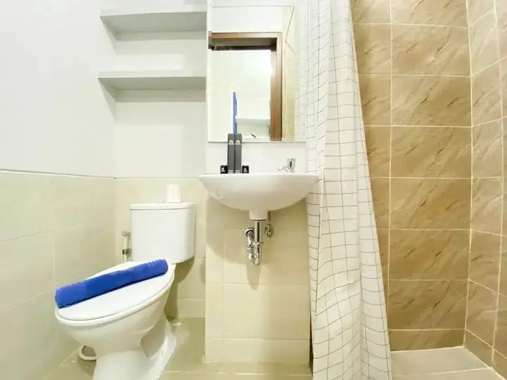 Бекаси: Cozy Stay Studio At 17Th Floor Transpark Juanda Bekasi Timur Apartment
