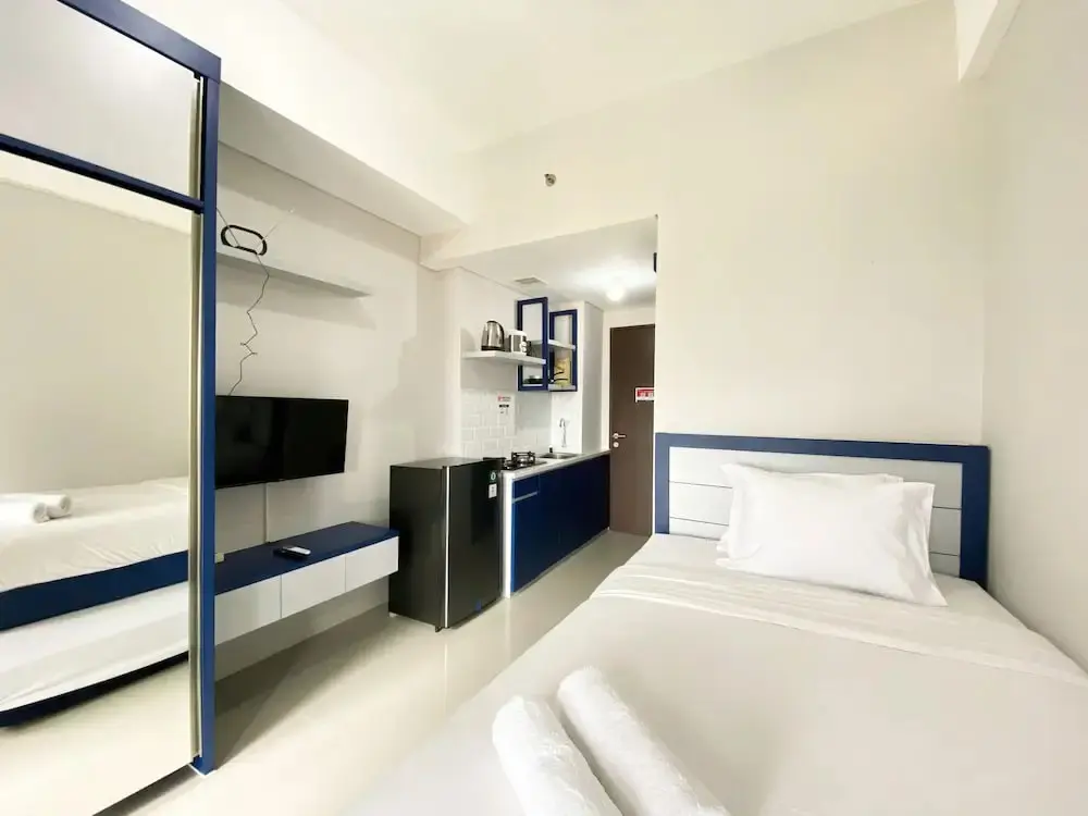 Бекаси: Cozy Stay Studio At 17Th Floor Transpark Juanda Bekasi Timur Apartment