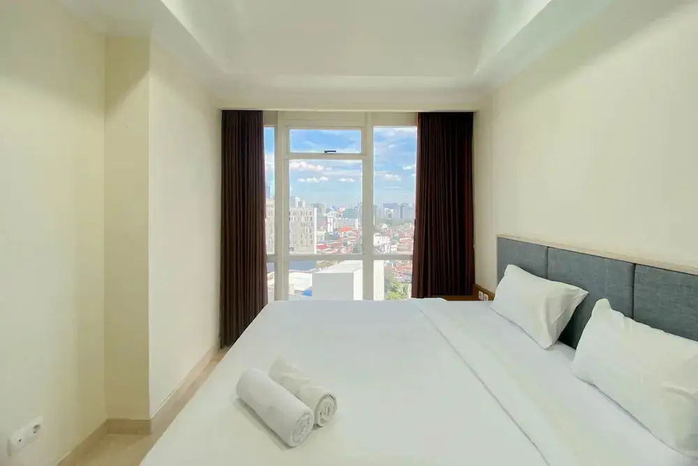 Джакарта: Spacious And Combined 2Br At Menteng Park Apartment