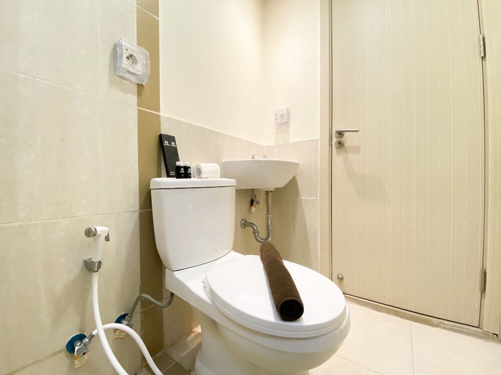 Сибату: Simply Look And Comfort 2Br At Meikarta Apartment