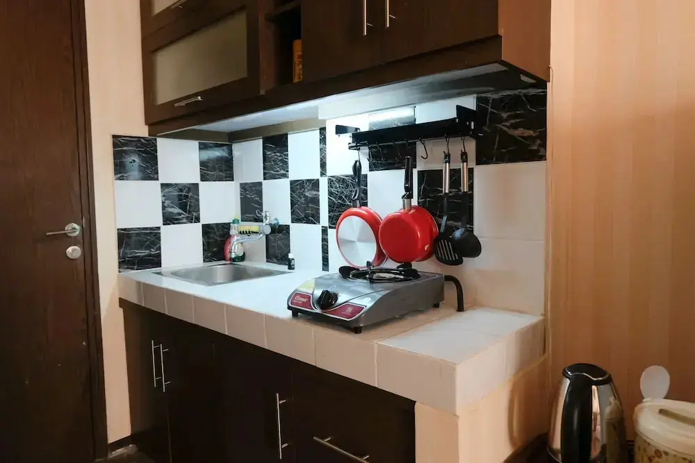 Бандунг: Homey And Cozy Studio Room At Suites @Metro Apartment