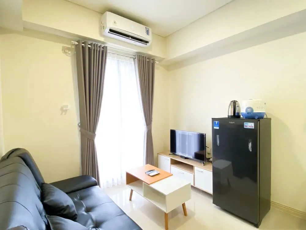 Сибату: Cozy Stay And Minimalist 2Br Meikarta Apartment