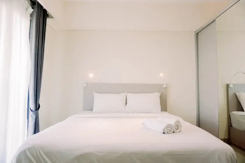 Южный Тангеранг: Homey And Simply Look 1Br Bintaro Embarcadero Apartment