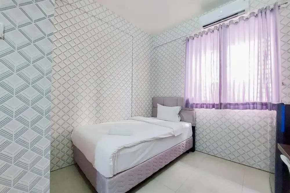 Legok: Cozy Stay Studio At Kubikahomy Apartment