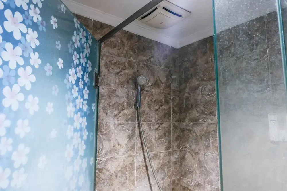 Бандунг: Homey 2Br At 21St Floor Galeri Ciumbuleuit 1 Apartment