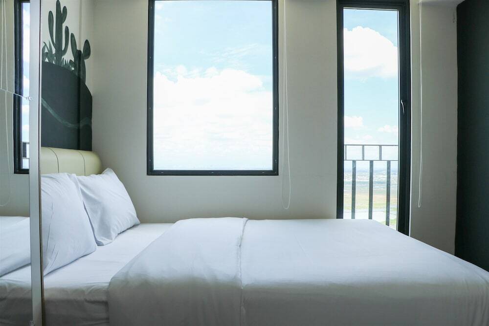 Чипутат: Tranquil And Minimalist Studio At Osaka Riverview Pik 2 Apartment