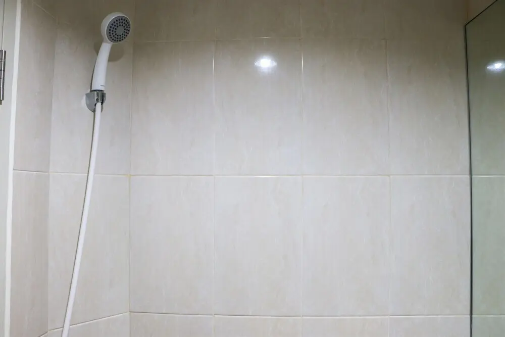 Чипутат: Tranquil And Minimalist Studio At Osaka Riverview Pik 2 Apartment