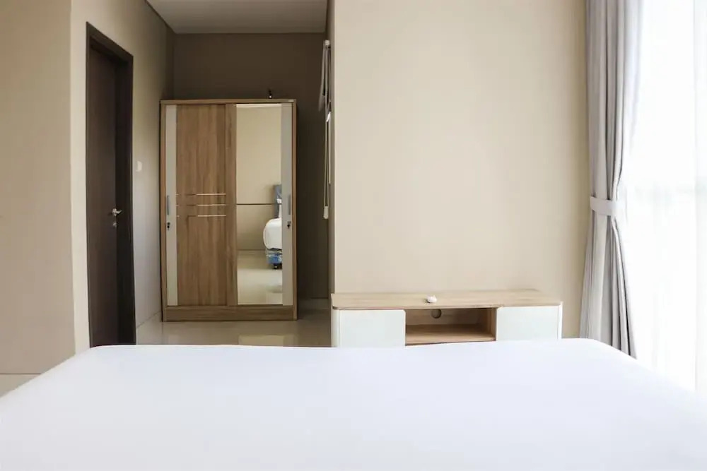 Джакарта: Strategic And Elegant 2Br At Ciputra International Apartment