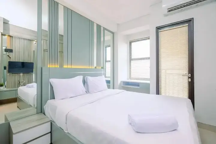 Депок: Cozy Stay Studio At Transpark Cibubur Apartment