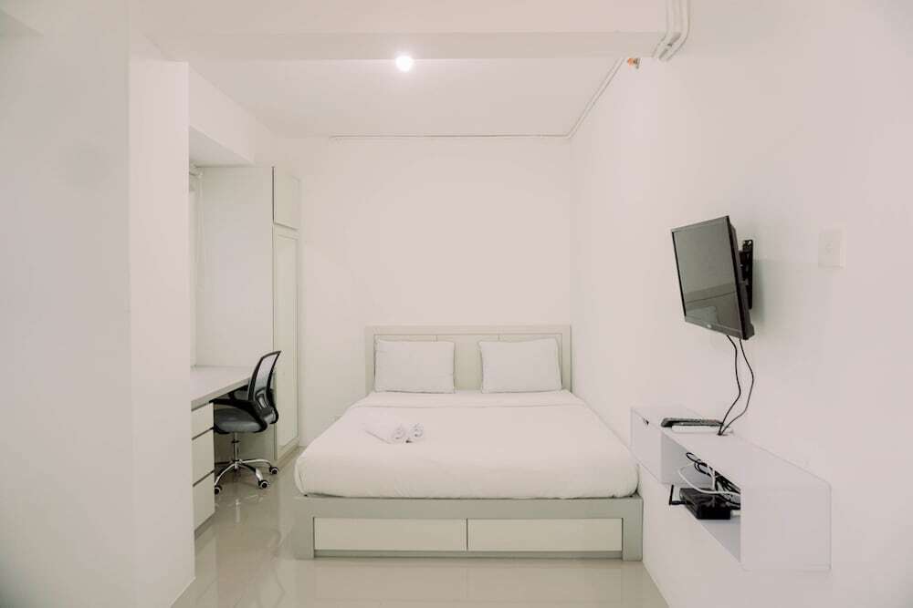 Южный Тангеранг: Cozy Stay Studio At Urbantown Serpong Apartment