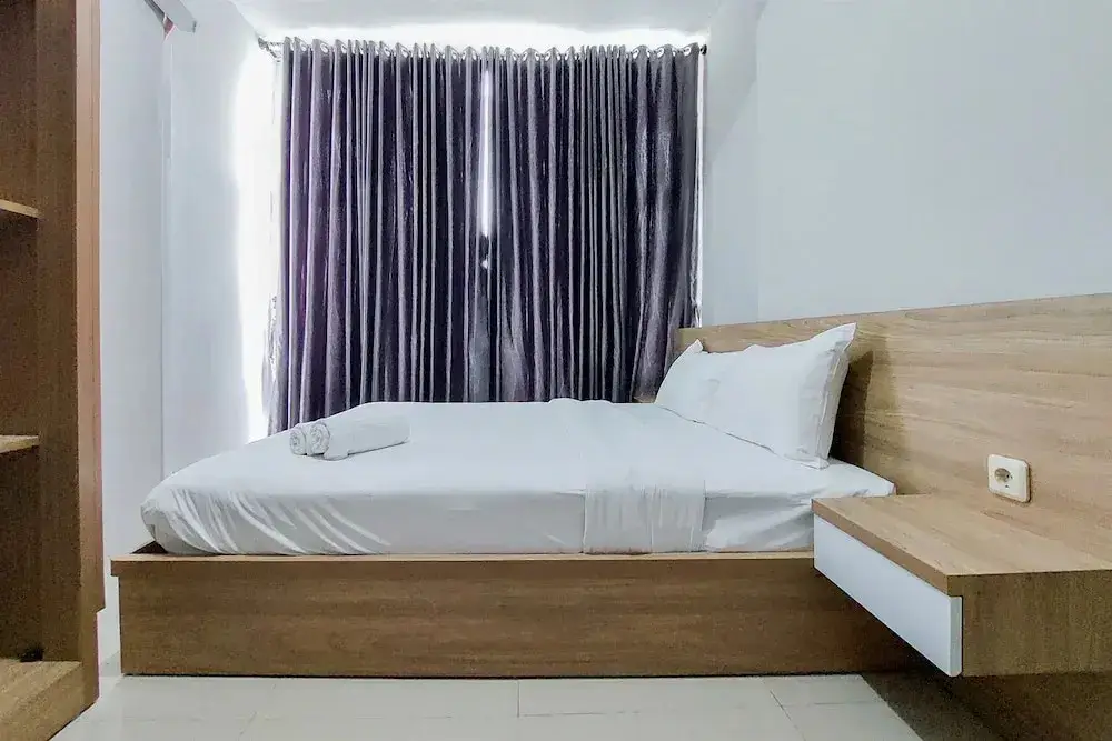 Legok: Restful And Modern 2Br Majestic Point Serpong Apartment