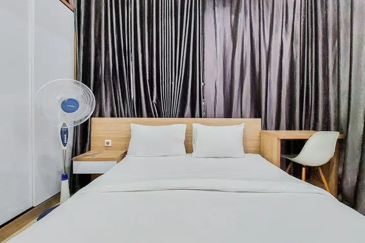 Legok: Restful And Modern 2Br Majestic Point Serpong Apartment