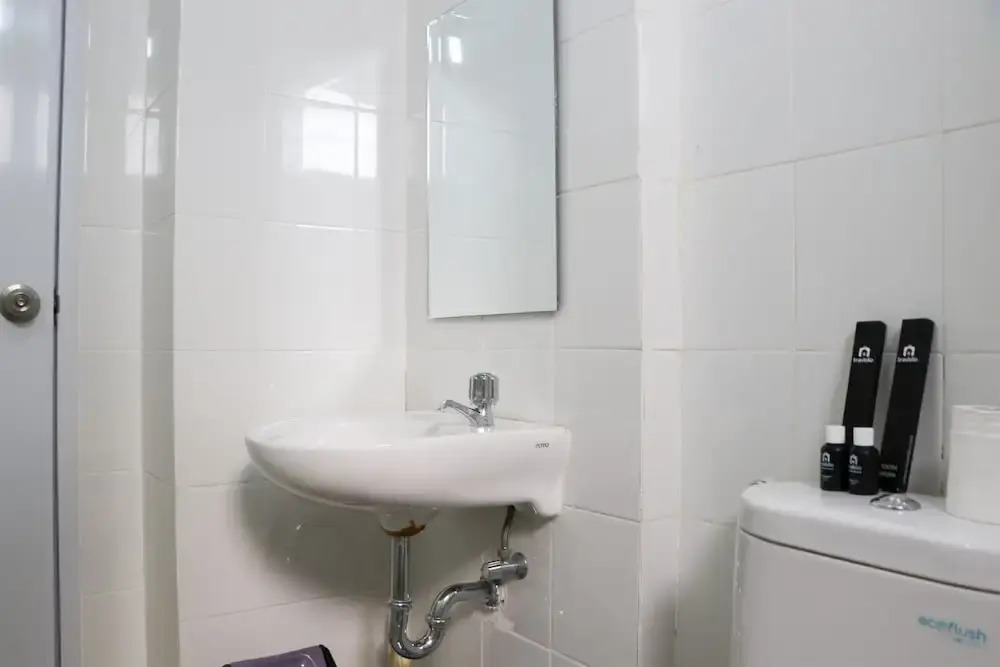 Джакарта: Cozy Stay 3Br Bassura City Apartment Near Mall