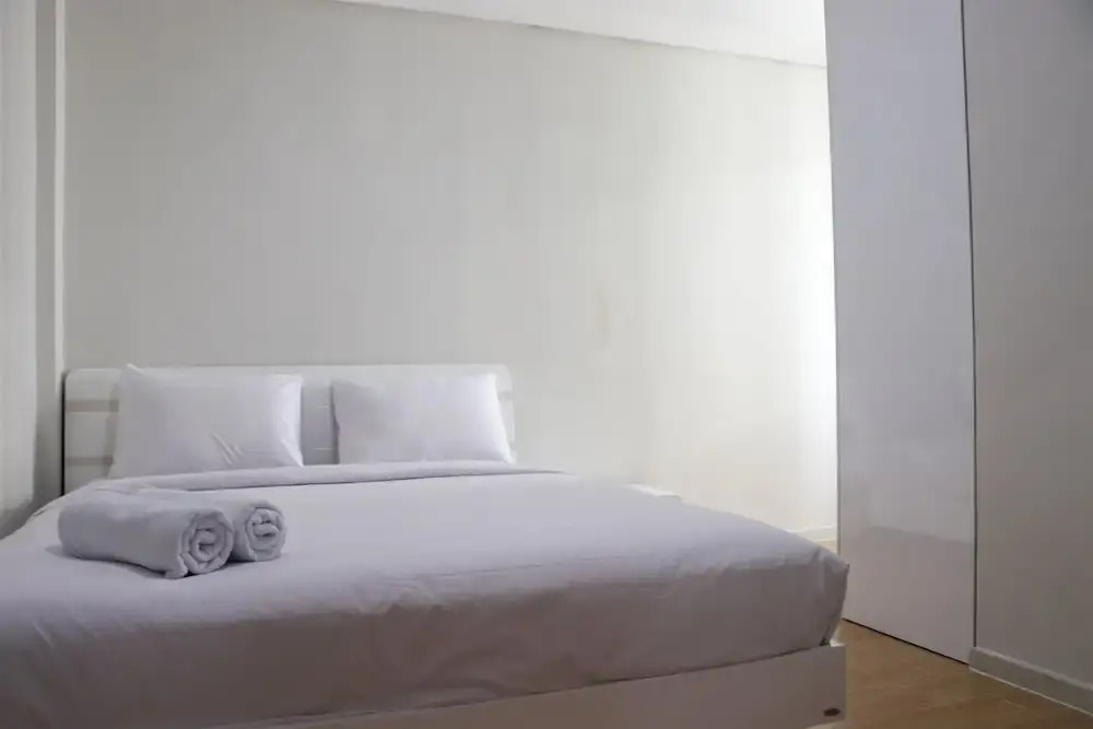 Джакарта: Brand New 1Br With Working Room At Daan Mogot City Apartment
