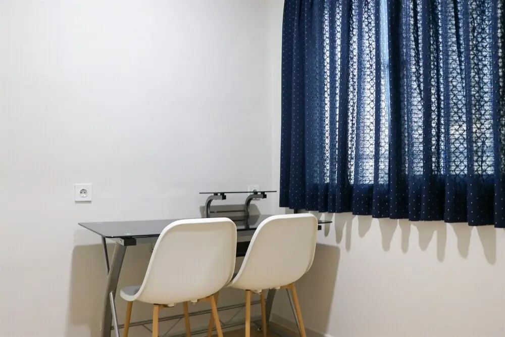 Джакарта: Brand New 1Br With Working Room At Daan Mogot City Apartment