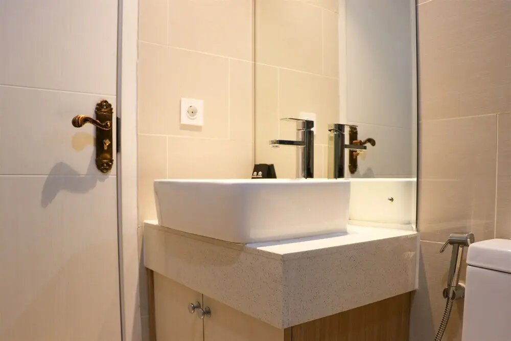 Джакарта: Brand New 1Br With Working Room At Daan Mogot City Apartment