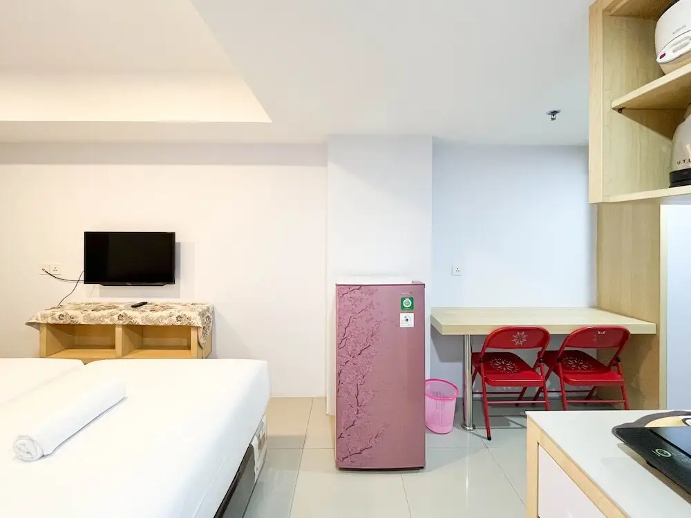 Медан: Homey And Cozy Studio At De Prima Apartment