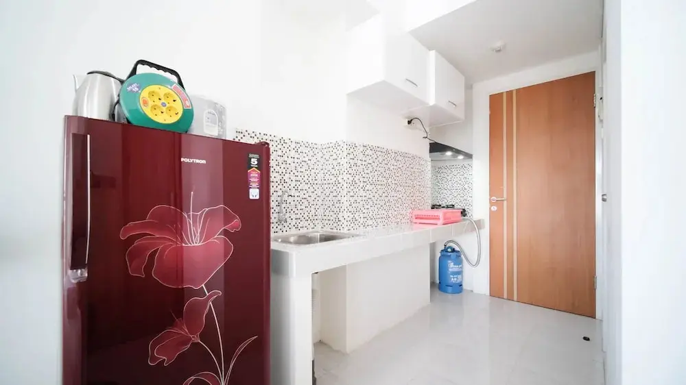 Сурабая: Cozy Living Studio At Puncak Cbd Apartment