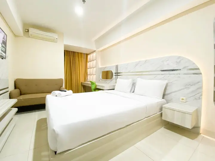 Семаранг: Nice And Elegant Studio Apartment At Warhol (W/R) Residence