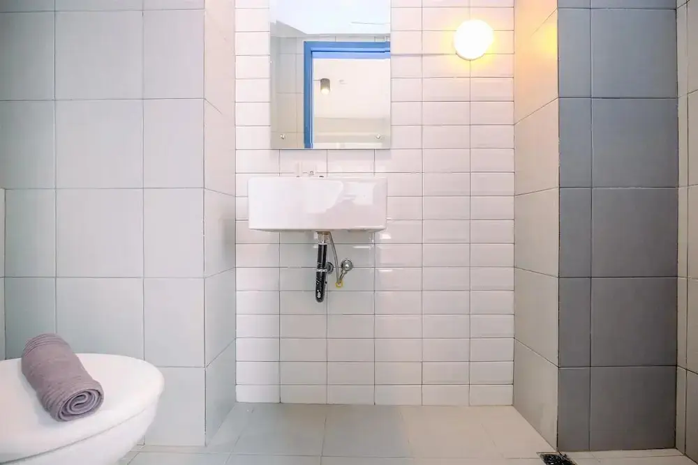 Джакарта: Modern Industrial Style 2BR Pakubuwono Terrace Apartment