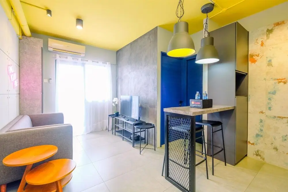 Джакарта: Modern Industrial Style 2BR Pakubuwono Terrace Apartment