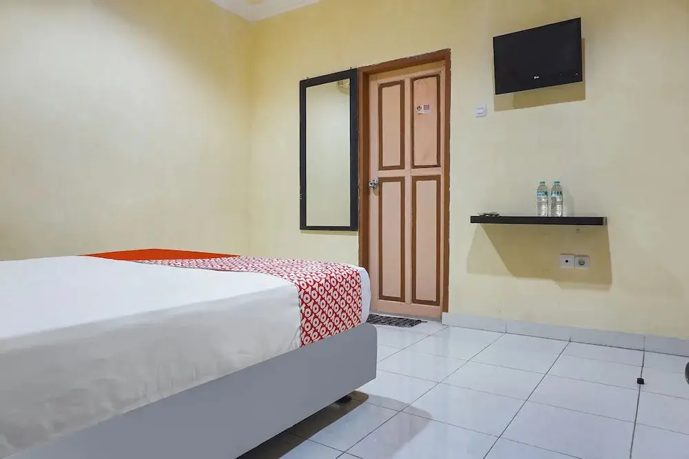Макассар: OYO 90923 Makassar Cottage