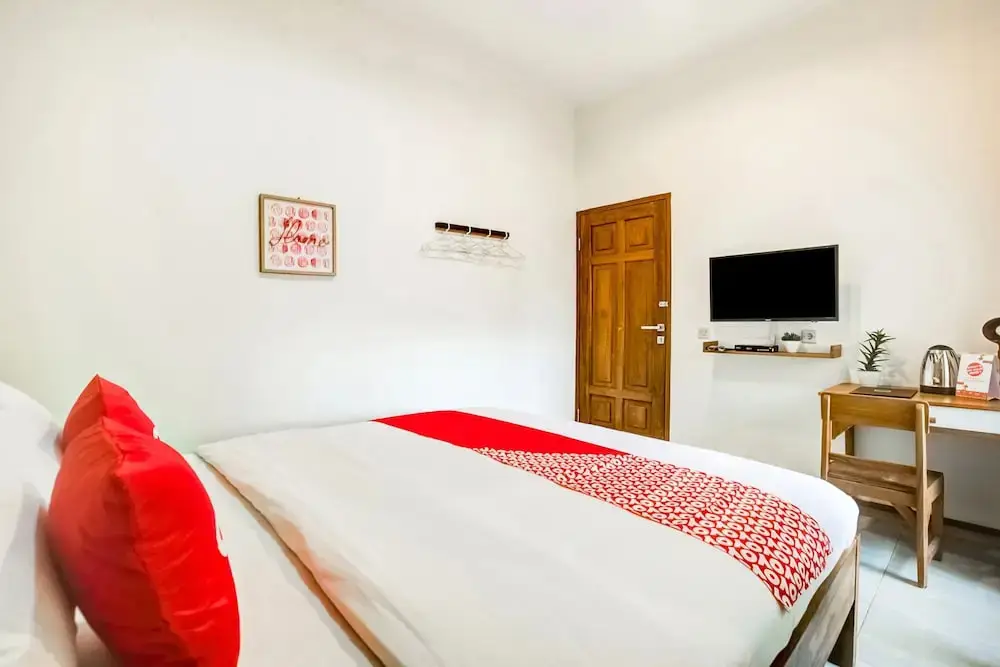 Блора: Capital O 3461 Mystays