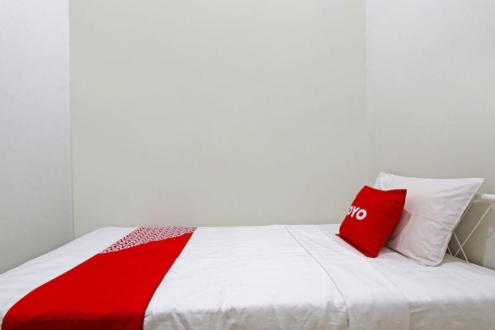 Тегал: OYO 91487 Ib Homestay Syariah
