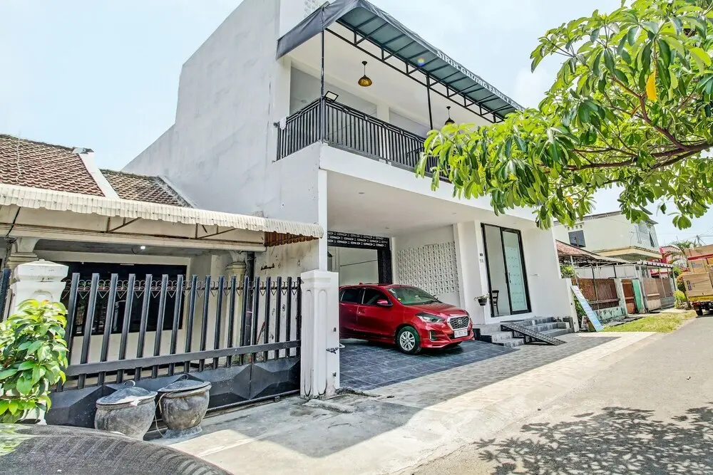 Тулунгагунг: Super OYO 92433 Sirih Gading Family Guest House