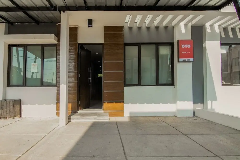 Караванг: OYO 3826 Columbus Residence K11