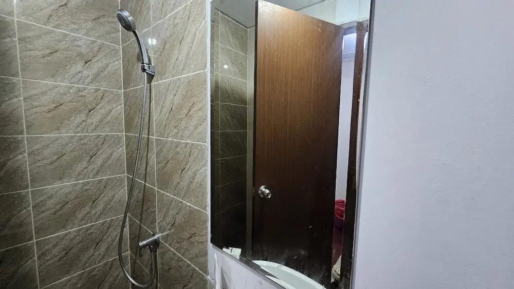 Бекаси: Transpark Juanda Bekasi by 21 Room