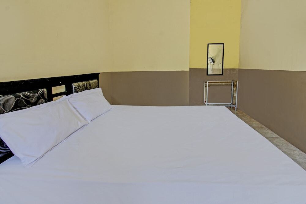 Матарам: OYO 92624 Stone Homestay