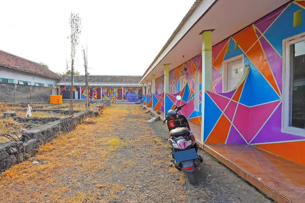 Баньюванги: SPOT ON 92669 Guesthouse Prima SyariahNearGPdI Anugerah