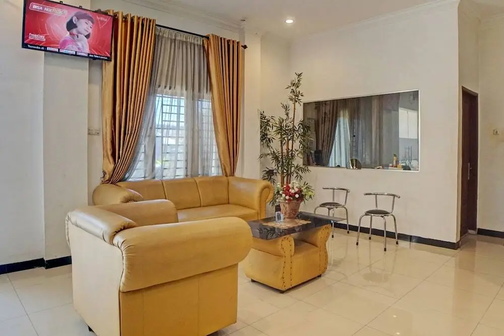 Медан: OYO 92638 Jr Residence Syariah