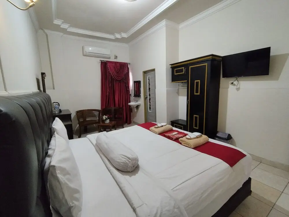 Джембер: SPOT ON 92695 My Kost Syariah