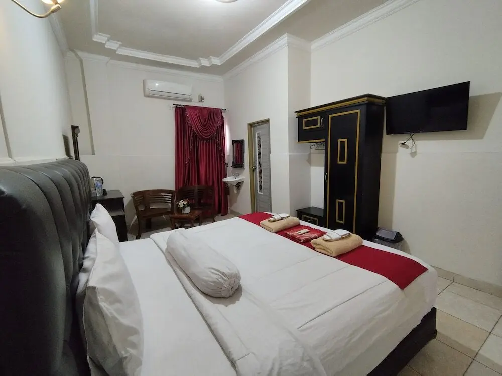 Джембер: SPOT ON 92695 My Kost Syariah