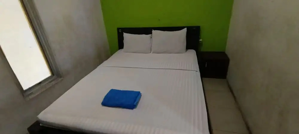 Макассар: SPOT ON 92658 Wisma Parakita Syariah Near RS Faisal Patalasang