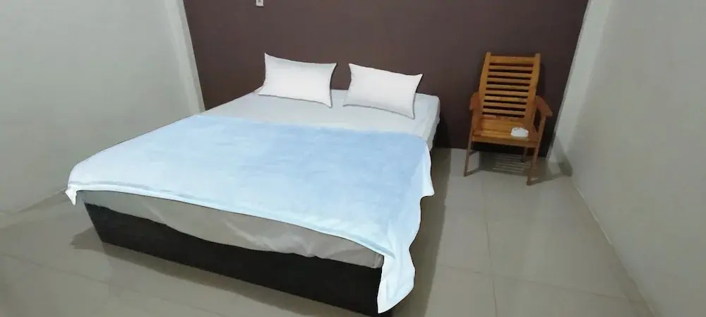Макассар: OYO 92659 Wisma Deli Syariah Near RSUD Nene Mallomo Sidenreng Rappang