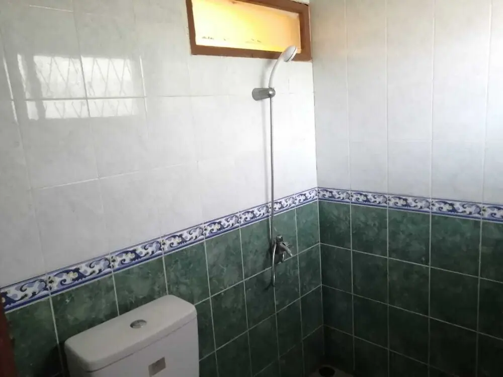 Макассар: OYO 92659 Wisma Deli Syariah Near RSUD Nene Mallomo Sidenreng Rappang