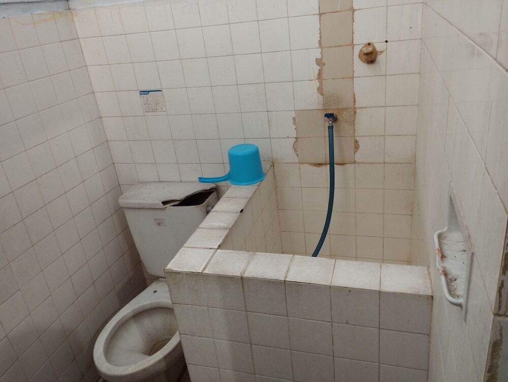 Матарам: OYO 92618 Hotel Mareje Sariguna