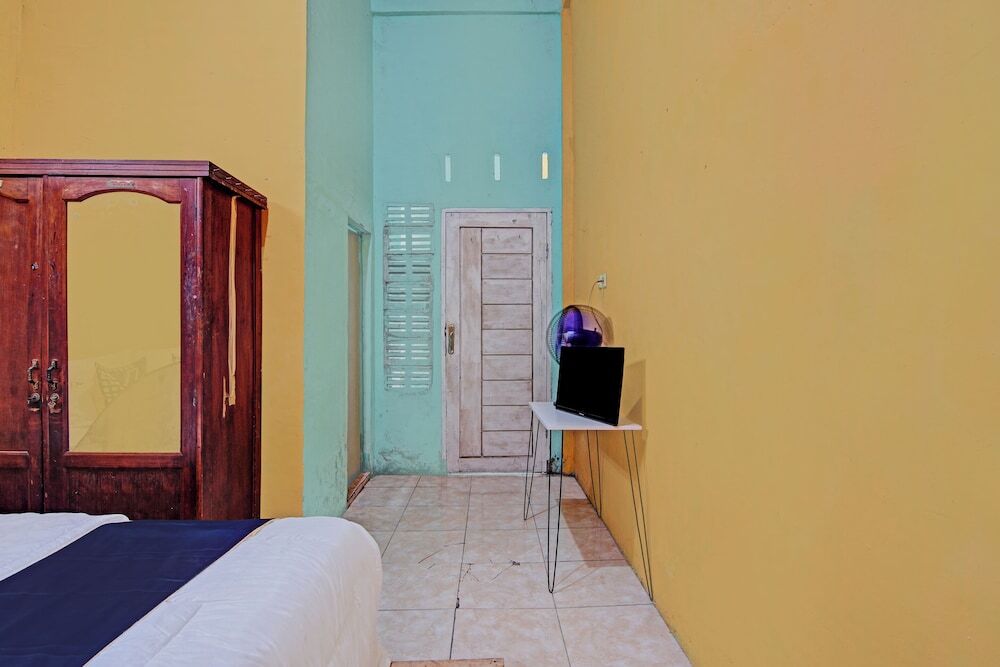 Пеканбару: SPOT ON 92716 Penginapan Syafira Near Perumahan Mustamindo Permai 1