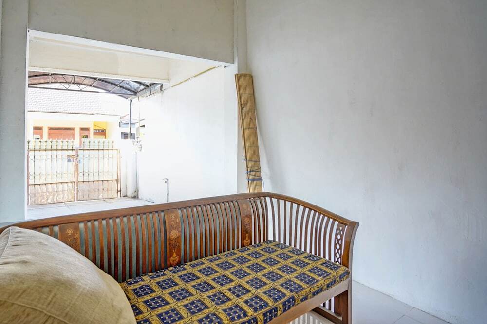 Сурабая: SPOT ON 92652 Meir E-homestay 2 Syariah