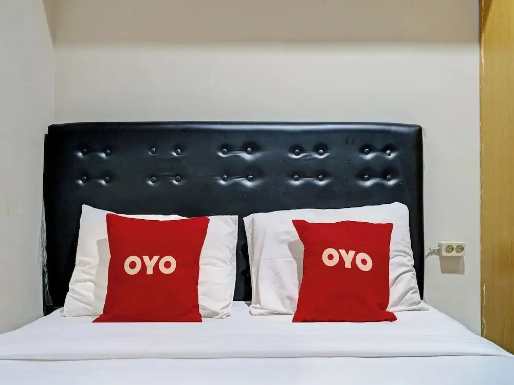 Караванг: OYO 92768 Flagship Exclusive Colombus Near Stasiun Karawang